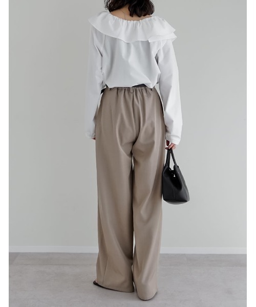 Re:EDIT（リエディ）の「[2026S/S COLLECTION]無地orギンガムチェックサッカーアシンメトリーフリルブラウス（シャツ/ブラウス・レディース・ベージュ/ホワイト/ブラック/ブラウン系その他/ブラック系その他・MEDIUM/LARGE）」の15枚目の写真