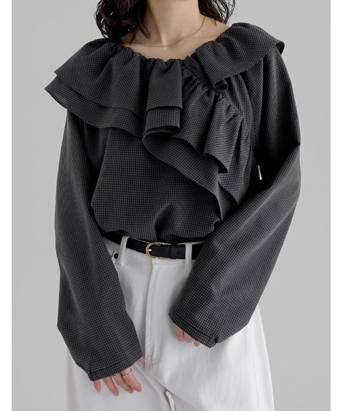Re:EDIT（リエディ）の「[2026S/S COLLECTION]無地orギンガムチェックサッカーアシンメトリーフリルブラウス（シャツ/ブラウス・レディース・ベージュ/ホワイト/ブラック/ブラウン系その他/ブラック系その他・MEDIUM/LARGE）」の20枚目の写真