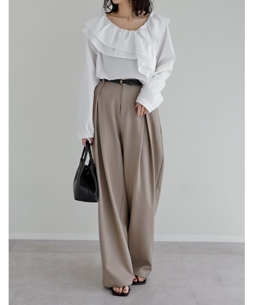 Re:EDIT（リエディ）の「[2026S/S COLLECTION]無地orギンガムチェックサッカーアシンメトリーフリルブラウス（シャツ/ブラウス・レディース・ベージュ/ホワイト/ブラック/ブラウン系その他/ブラック系その他・MEDIUM/LARGE）」の13枚目の写真