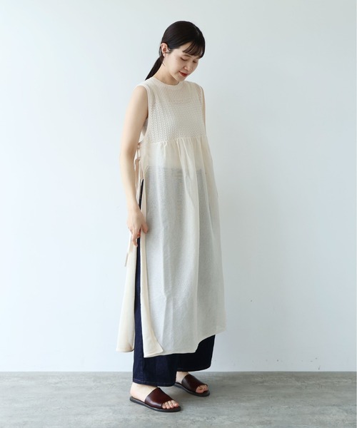 yuni(ユニ )の「12G和紙/Polyester tiered knit ワンピース(ワンピース・レディース・ブラック/アイボリー/グレー・FREE)」の2枚目の写真