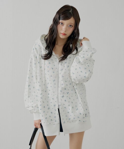 Chico(チコ)の「花柄ルーズパーカー(パーカー・レディース・ピンク/ブルー/グレー系その他3・FREE)」の13枚目の写真