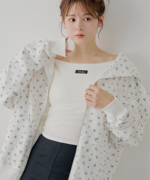 Chico(チコ)の「花柄ルーズパーカー(パーカー・レディース・ピンク/ブルー/グレー系その他3・FREE)」の16枚目の写真