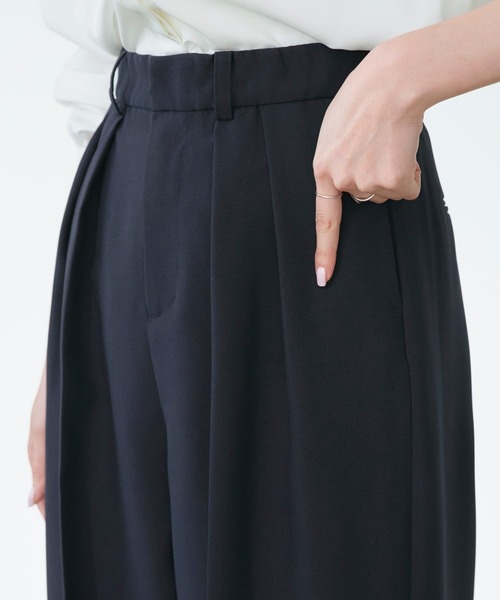 RUIRUE BOUTIQUE（ルイルエブティック）の「洗える ストレッチ 吸水速乾 UVカット 消臭抗菌効果 ｜ マニッシュ スーツ ワイドパンツ セット ｜ パンツスーツ・セットアップ・セレモニースーツ・ママスーツ・通勤スーツ（スーツセット・レディース・ブラック/グレイッシュベージュ/チャコールグレー/ダークネイビー・S/M/L/LL/3L/4L/5L）」の22枚目の写真