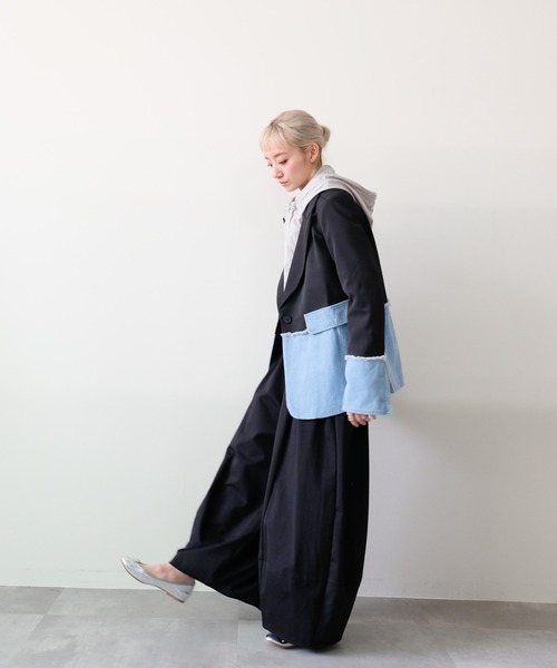 DOLLUPOOPS(ドールアップウップス)の「Denim Combination Tailored Jacket(デニム切替テーラードジャケット)(テーラードジャケット・レディース・ブラック/アイボリー・FREE)」の11枚目の写真
