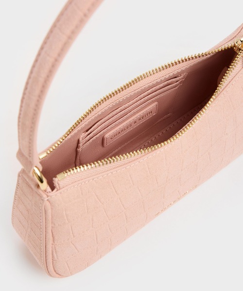 CHARLES & KEITH（チャールズ & キース）の「Elspeth エルズペス ショルダーバッグ（ショルダーバッグ・レディース・チョコ/ピンク・S）」の8枚目の写真