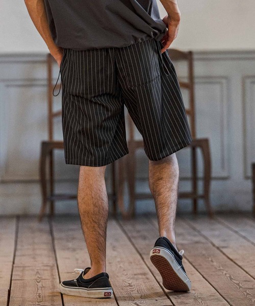 CAMBIO(カンビオ)の「mp14669-Classic Pinstripe Short Pants ショートパンツ(S60426cmb)(その他パンツ・メンズ・ダークカーキ/ライトグレー/ブラック/グレイッシュベージュ・S/M/L)」の7枚目の写真