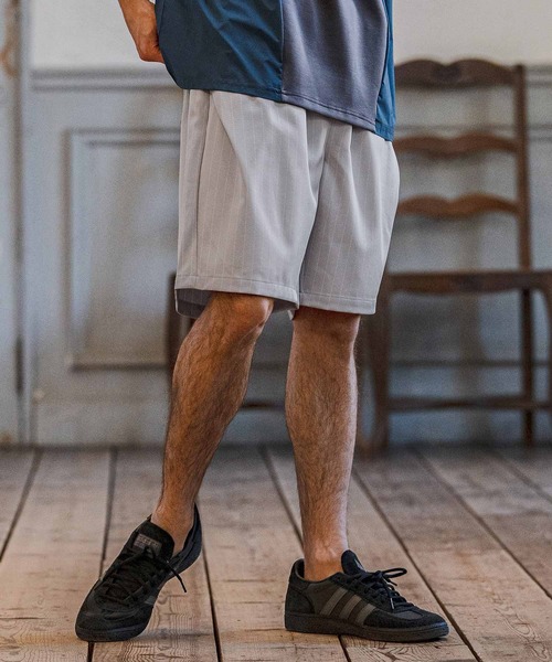 CAMBIO(カンビオ)の「mp14669-Classic Pinstripe Short Pants ショートパンツ(S60426cmb)(その他パンツ・メンズ・ダークカーキ/ライトグレー/ブラック/グレイッシュベージュ・S/M/L)」の12枚目の写真