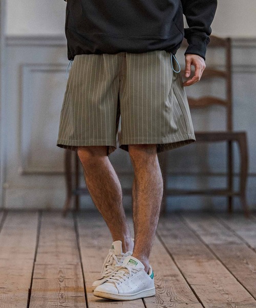 CAMBIO(カンビオ)の「mp14669-Classic Pinstripe Short Pants ショートパンツ(S60426cmb)(その他パンツ・メンズ・ダークカーキ/ライトグレー/ブラック/グレイッシュベージュ・S/M/L)」の17枚目の写真