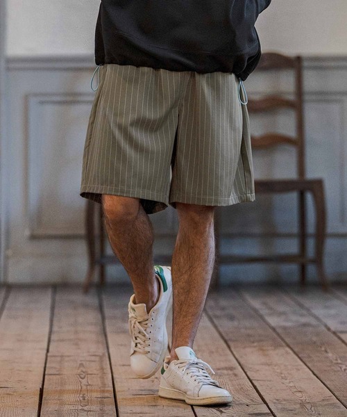 CAMBIO(カンビオ)の「mp14669-Classic Pinstripe Short Pants ショートパンツ(S60426cmb)(その他パンツ・メンズ・ダークカーキ/ライトグレー/ブラック/グレイッシュベージュ・S/M/L)」の18枚目の写真