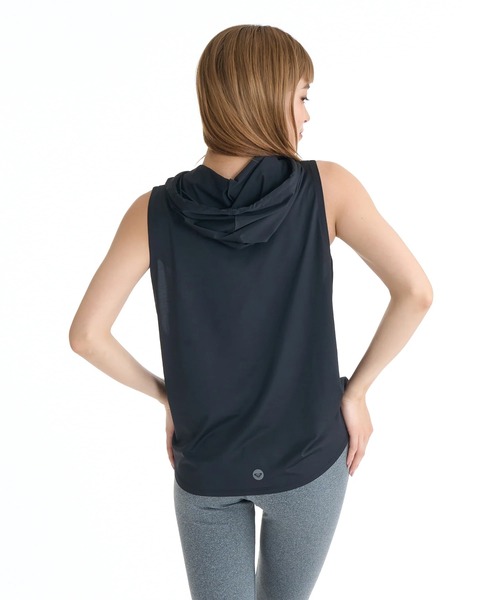 ROXY（ロキシー）の「ROXY ウィメンズ FITNESS MOVE ON その他トップス 【2026年春夏モデル】/ロキシーフード付きUVカット速乾ノースリーブ（タンクトップ・レディース・ブラック/グリーン/ホワイト・SMALL/MEDIUM/LARGE）」の12枚目の写真