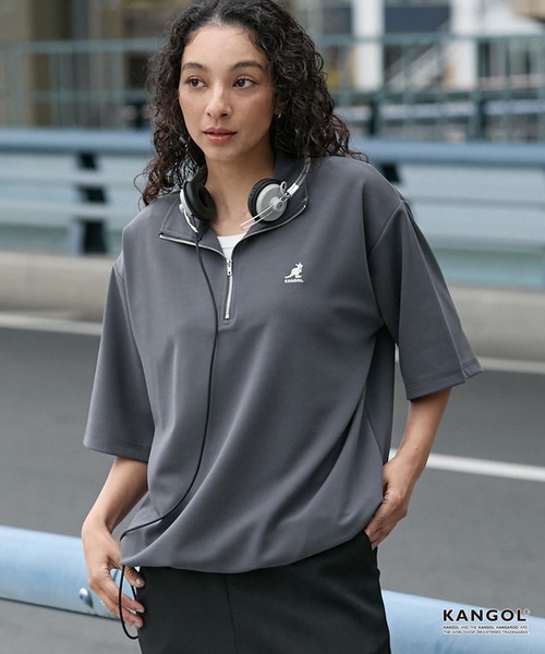 KANGOL（カンゴール）の「KANGOL/カンゴール 別注 ロゴ ワンポイント刺繍 ハーフジップ ドローコード 半袖プルオーバー＜UVカット/吸水速乾＞（Tシャツ/カットソー・メンズ・ブルー/オフホワイト/レッド系/ブラック/ライトグレー/モカ/ネイビー/ダークグレー・S/L/M）」の4枚目の写真