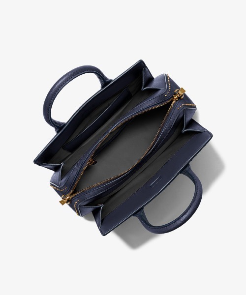 MICHAEL KORS(マイケルコース)の「LAILA スタッズレザー サッチェル スモール(ハンドバッグ・レディース・ブルー系・FREE)」の3枚目の写真