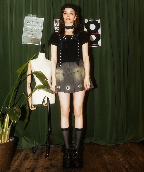 SPIRALGIRL(スパイラルガール)の「ドット柄チョーカーレイヤードトップス(Tシャツ/カットソー・レディース・グレー/ブラック・FREE)」の5枚目の写真