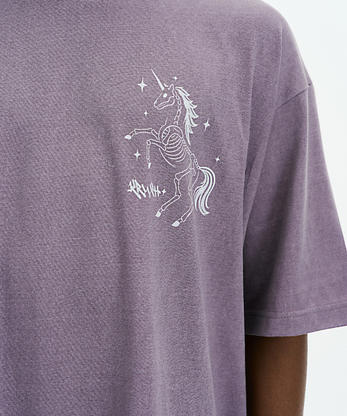 KRUXH（クルクス）の「ユニコーンピグメントTシャツチャコール（Tシャツ/カットソー・レディース・その他・1/2）」の7枚目の写真