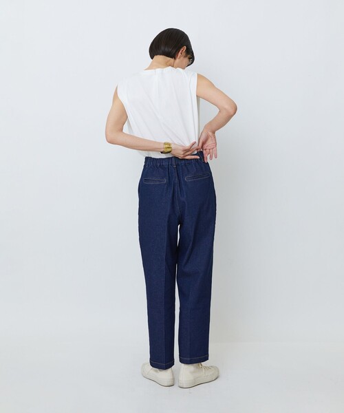 LOISIR(ロワズィール)の「ストレッチデニムスリムトラウザー(デニムパンツ・レディース・ライトインディゴブルー/インディゴブルー・36/38/40)」の8枚目の写真