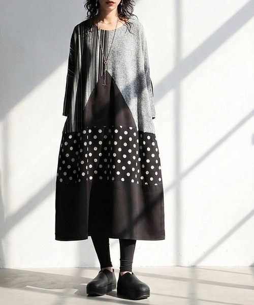 antiqua(アンティカ)の「七分袖 異素材切替 ロング ワンピース(ワンピース・レディース・ブラック・ONESIZE)」の2枚目の写真