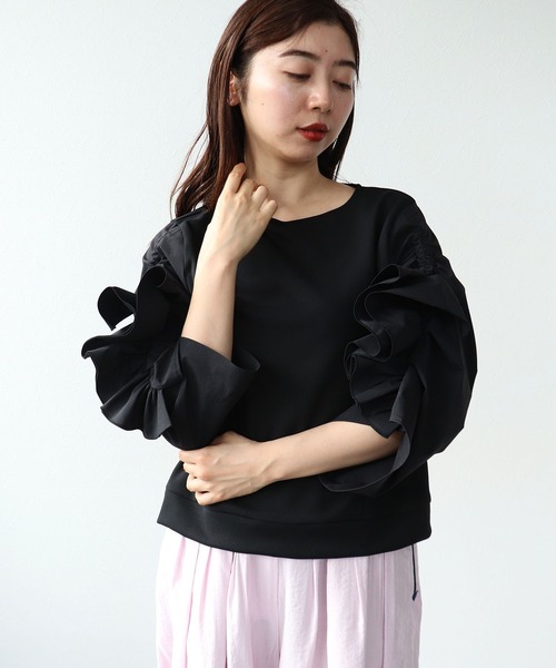 Cepica（セピカ）の「【MARECHAL TERRE / マルシャルテル】RUFFLE SLEEVE TOPS（Tシャツ/カットソー・レディース・オフホワイト/ブラック・FREE）」の9枚目の写真