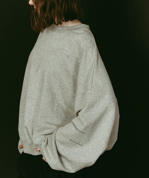 Knuth Marf（クヌースマーフ）の「Kerror design sweat(unisex)（Tシャツ/カットソー・レディース・ネイビー/グレー・FREE）」の3枚目の写真