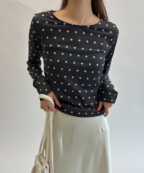 FUULLY STUDIO(フーリィーステューディオ)の「シアードットクルーネックロングTEE(Tシャツ/カットソー・レディース・ブラック/オフホワイト/グレー/ブラウン・FREE)」の2枚目の写真