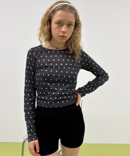 FUULLY STUDIO(フーリィーステューディオ)の「シアードットクルーネックロングTEE(Tシャツ/カットソー・レディース・ブラック/オフホワイト/グレー/ブラウン・FREE)」の8枚目の写真