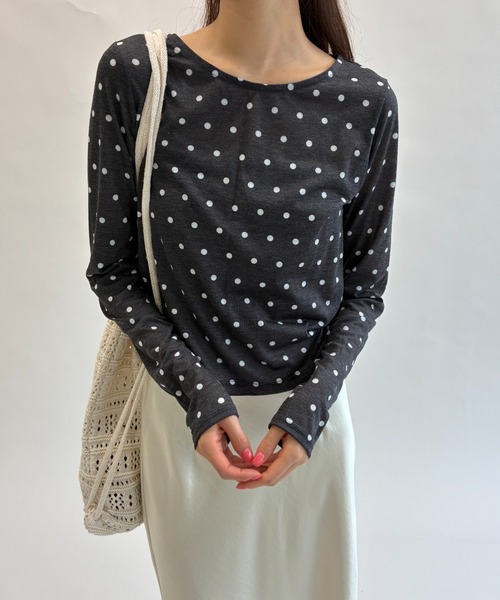 FUULLY STUDIO(フーリィーステューディオ)の「シアードットクルーネックロングTEE(Tシャツ/カットソー・レディース・ブラック/オフホワイト/グレー/ブラウン・FREE)」の11枚目の写真