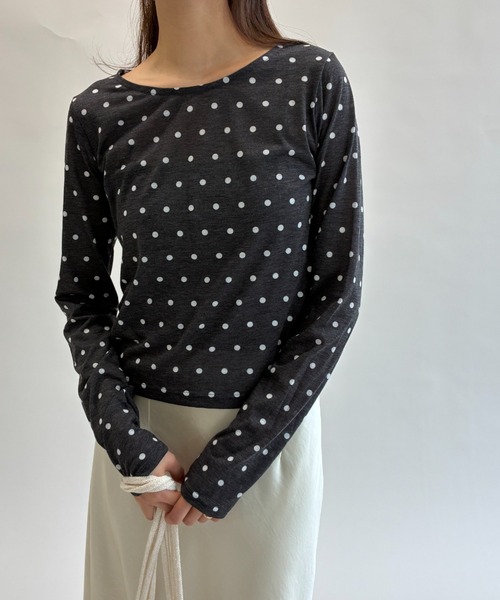 FUULLY STUDIO(フーリィーステューディオ)の「シアードットクルーネックロングTEE(Tシャツ/カットソー・レディース・ブラック/オフホワイト/グレー/ブラウン・FREE)」の12枚目の写真