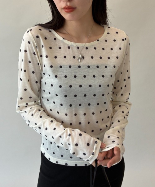 FUULLY STUDIO(フーリィーステューディオ)の「シアードットクルーネックロングTEE(Tシャツ/カットソー・レディース・ブラック/オフホワイト/グレー/ブラウン・FREE)」の19枚目の写真