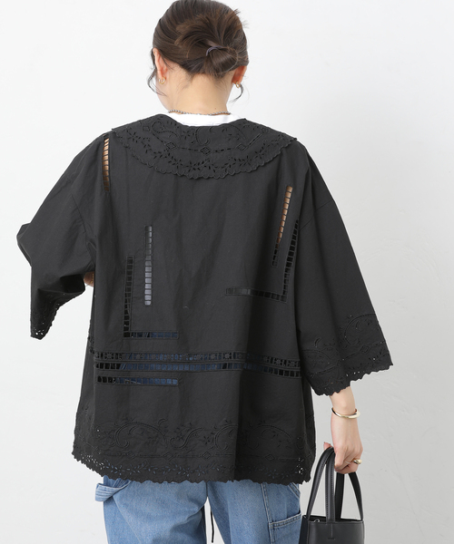 JOURNAL STANDARD relume(ジャーナルスタンダード レリューム)の「スクエアエンブロイダリーフラットカラーブラウス(シャツ/ブラウス・レディース・ブラック/ホワイト・FREE)」の10枚目の写真