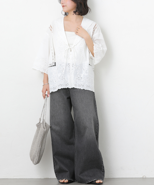 JOURNAL STANDARD relume(ジャーナルスタンダード レリューム)の「スクエアエンブロイダリーフラットカラーブラウス(シャツ/ブラウス・レディース・ブラック/ホワイト・FREE)」の13枚目の写真