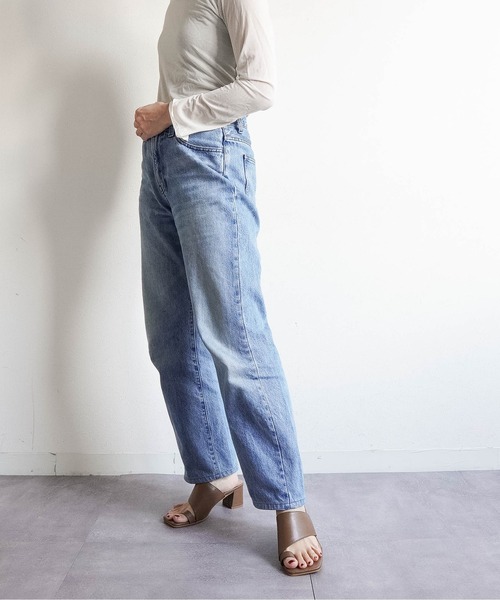Fabby fabby(ファビィーファビィー)の「スクエアトゥトングチャンキーヒールサンダル(サンダル・レディース・ブラック/ブラウン/ベージュ・SMALL/MEDIUM/LARGE)」の8枚目の写真