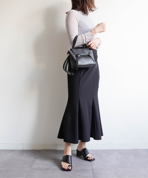 Fabby fabby(ファビィーファビィー)の「スクエアトゥトングチャンキーヒールサンダル(サンダル・レディース・ブラック/ブラウン/ベージュ・SMALL/MEDIUM/LARGE)」の16枚目の写真