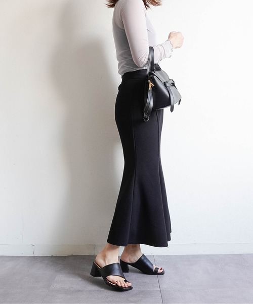 Fabby fabby(ファビィーファビィー)の「スクエアトゥトングチャンキーヒールサンダル(サンダル・レディース・ブラック/ブラウン/ベージュ・SMALL/MEDIUM/LARGE)」の15枚目の写真