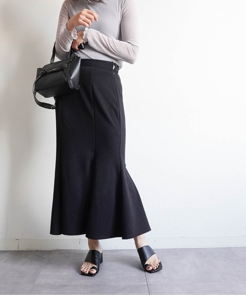 Fabby fabby(ファビィーファビィー)の「スクエアトゥトングチャンキーヒールサンダル(サンダル・レディース・ブラック/ブラウン/ベージュ・SMALL/MEDIUM/LARGE)」の14枚目の写真