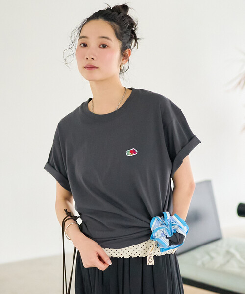 FREAK'S STORE(フリークスストア)の「FRUIT OF THE LOOM × FREAK'S STORE/フルーツオブザルーム 別注 シトロンプリント ビッグTシルエットTシャツ(Tシャツ/カットソー・レディース・ナチュラル/ライトグレー/ブラック・フリ-)」の9枚目の写真