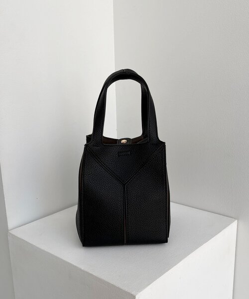 CAPRICIEUX LE'MAGE（カプリシューレマージュ）の「【S/Lサイズ展開あり】ブロッキングバッグ S（ショルダーバッグ・レディース・ブラック/ベージュ・FREE）」の8枚目の写真