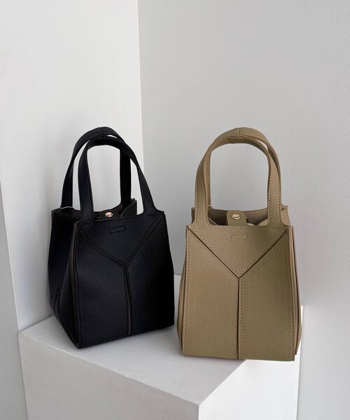 CAPRICIEUX LE'MAGE（カプリシューレマージュ）の「【S/Lサイズ展開あり】ブロッキングバッグ S（ショルダーバッグ・レディース・ブラック/ベージュ・FREE）」の9枚目の写真