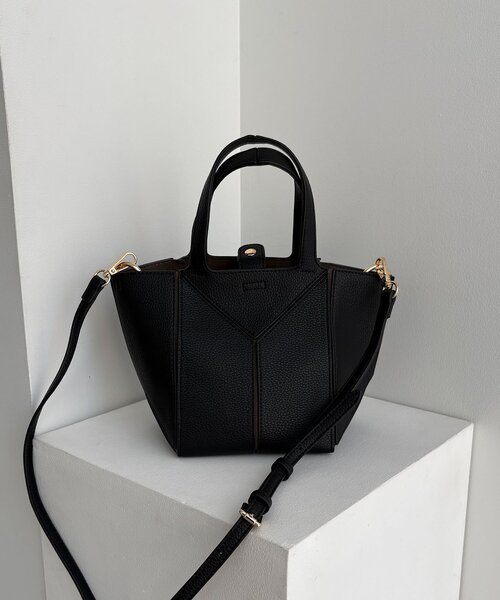 CAPRICIEUX LE'MAGE（カプリシューレマージュ）の「【S/Lサイズ展開あり】ブロッキングバッグ S（ショルダーバッグ・レディース・ブラック/ベージュ・FREE）」の11枚目の写真