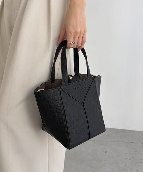 CAPRICIEUX LE'MAGE（カプリシューレマージュ）の「【S/Lサイズ展開あり】ブロッキングバッグ S（ショルダーバッグ・レディース・ブラック/ベージュ・FREE）」の17枚目の写真