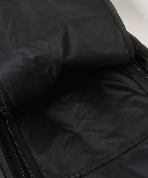 TOPO DESIGNS(トポデザインズ)の「3WAY【TOPO DESIGNS】GLOBAL TRAVEL BAG 30L(バックパック/リュック・レディース・ベージュ/ブルー/ブラック・ONE SIZE)」の7枚目の写真