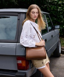 CHARLES & KEITH(�`���[���Y & �L�[�X)��Lyla ���C�� �`���[�u���[�X���E�`�[ �V�����_�[�o�b�O(�V�����_�[�o�b�O)