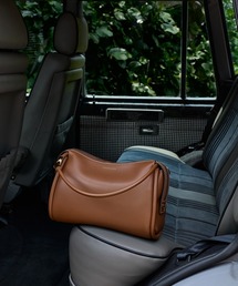 CHARLES & KEITH（チャールズ & キース）の「Lyla ライラ チューブラースラウチー ショルダーバッグ（ショルダーバッグ）」