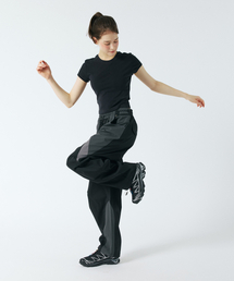 SANRO（サンロ）の「[ユニセックス] S-TEXパネルハイキングパンツ - ブラック（スウェットパンツ）」