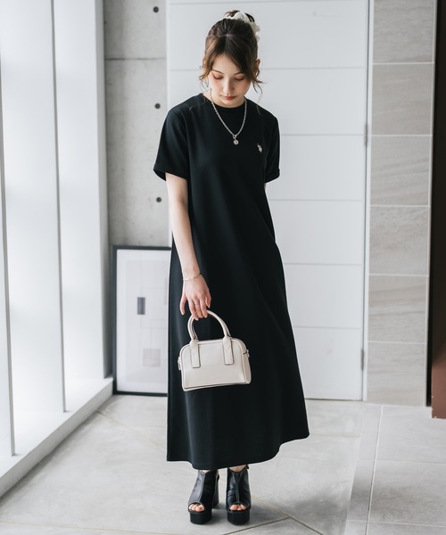 U.S. POLO ASSN.(ユーエスポロアッスン)の「U.S. POLO ASSN. ユーエスポロアッスン W's ワンポイントロゴ刺繍半袖Aラインロングワンピース(ワンピース・レディース・ベージュ/ネイビー/ブラック・M/L)」の7枚目の写真