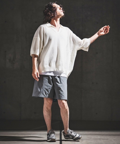 GLIMCLAP(グリムクラップ)の「mhs2615- Sheer Texture Skipper Polo スキッパーポロシャツ(202-039-gls-cg)(ポロシャツ・メンズ・パープル/オフホワイト/チャコールグレー/ブラック・S/M/L)」の18枚目の写真