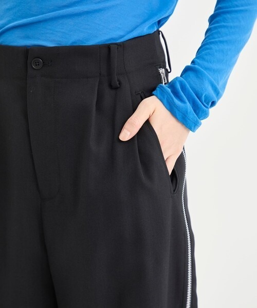 08sircus（ゼロエイトサーカス）の「[08sircus/08サーカス]Dobby cloth side zip pants（その他パンツ・レディース・ダークグレー/ブラック・1/0）」の12枚目の写真