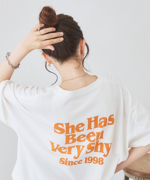 DISCOAT（ディスコート）の「【Enlude】バックロゴプリントTシャツ《ユニセックス》（Tシャツ/カットソー・レディース・ブラック/チャコールグレー/オフホワイト・FREE）」の8枚目の写真