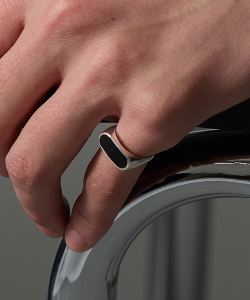 MAISON CLUB(メゾンクラブ)の「【MAISON CLUB】Oval Stone Ring Silver925 KUN(リング・メンズ・ターコイズブルー/ブラック/ネイビー/ブラウン/グリーン/ホワイト・12)」の7枚目の写真