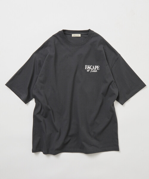 FREAK'S STORE（フリークスストア）の「限定展開 リラックスフィット バックプリント クルーネック Tシャツ/FOREST BATHING MAN TEE（Tシャツ/カットソー・メンズ・チャコールグレー/ベージュ/ネイビー/ホワイト・SMALL/MEDIUM/LARGE）」の20枚目の写真