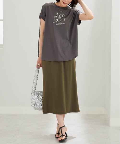 BELLUNA PLUS(ベルーナ)の「重ね着風プルオーバー&スカートセット(アンサンブル・レディース・カーキ/ブラック・LARGE/X-LARGE/MEDIUM)」の12枚目の写真