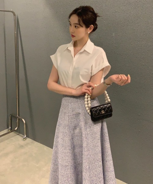 FAVORITO(ファヴォリート)の「シャツトップス(シャツ/ブラウス・レディース・ホワイト/ピンク/イエロー/ブルー・F)」の11枚目の写真